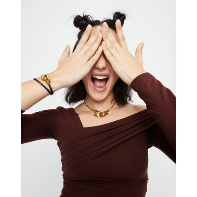 UNOde50 UNOde50 Ketting | SER INSEPARABLE | Ketting met grote karabijnhaak | VERGULD | COL2021ORO000