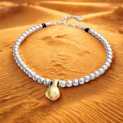 UNOde50 UNOde50 Ketting | Korte kralenketting met Vergulde Grote Bol | COL2045OROMTL