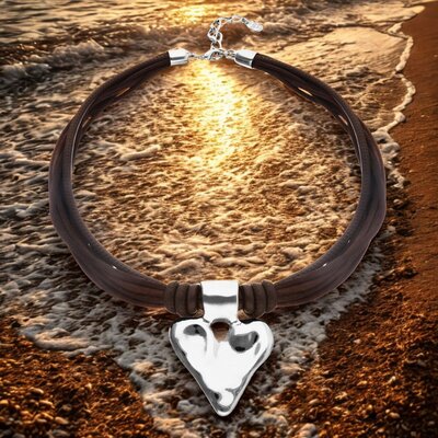 UNOde50 UNOde50 Ketting | Leren Ketting met Verzilverde Hart Hanger | COL2066MARMTL