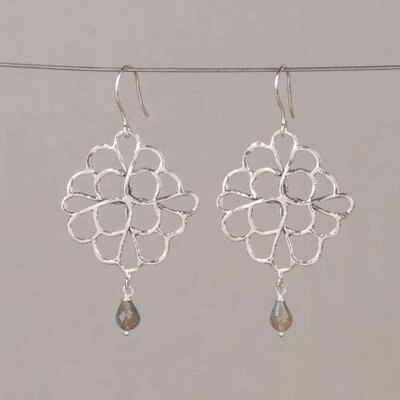 JEH JEWELS JEH JEWELS Oorbellen | Oorhangers zilver bloem + Labradoriet | 21702