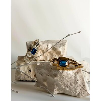 UNOde50 UNOde50 Armband | Armband met een blauw gefacetteerd kristal | Verguld | PUL2634AZUORO