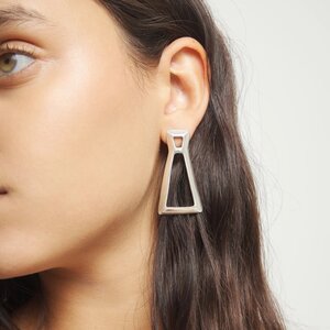 UNOde50 UNOde50 Oorbellen | Driehoek oorbellen | SS26