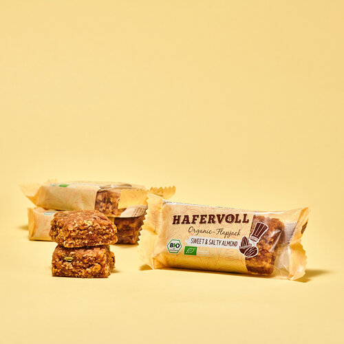 HAFERVOLL 18er Box - Organic Flapjack Sweet & Salty Almond