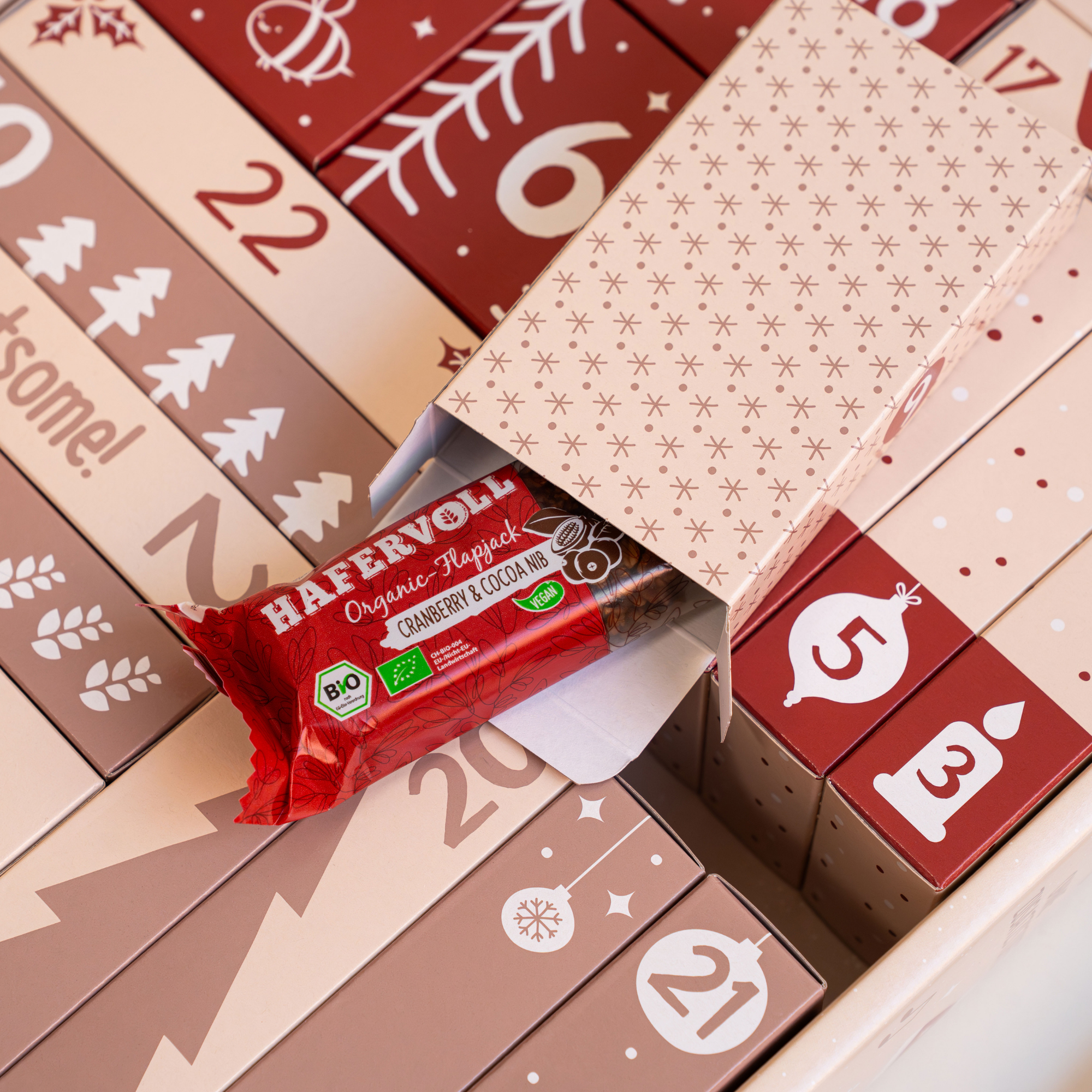 Hafervoll Snacks Adventskalender geöffnetes Türchen