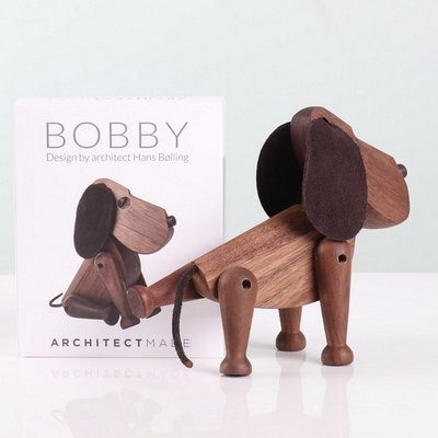 Architectmade Hond Bobby H13cm - walnoot  handmade Deens design