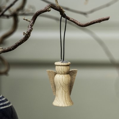 Architectmade Jul Angel hanger oak 7x5cm - Deens design