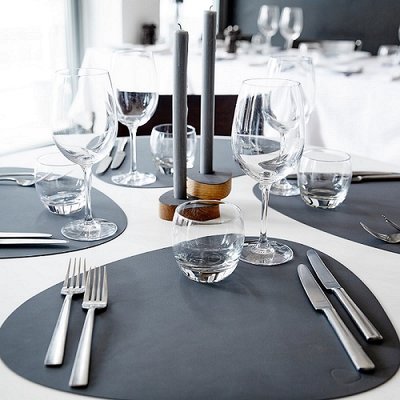 Lind DNA  set van 2 Leren Placemat Curve Nupo Zwart - duurzaam