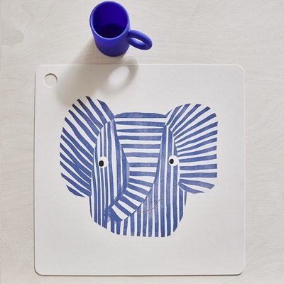 OYOY Placemat Erik Elephant blauw 38x38cm - 100% siliconen