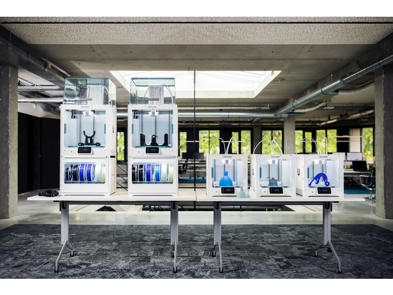 UltiMaker Material Station