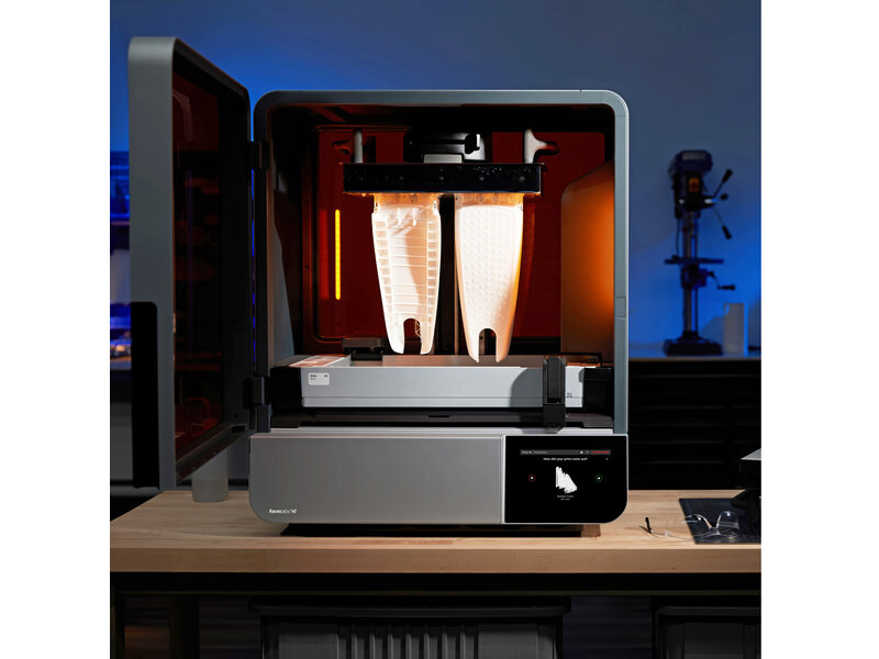Formlabs Form 4L PKG-F4L-WSVC-BASIC