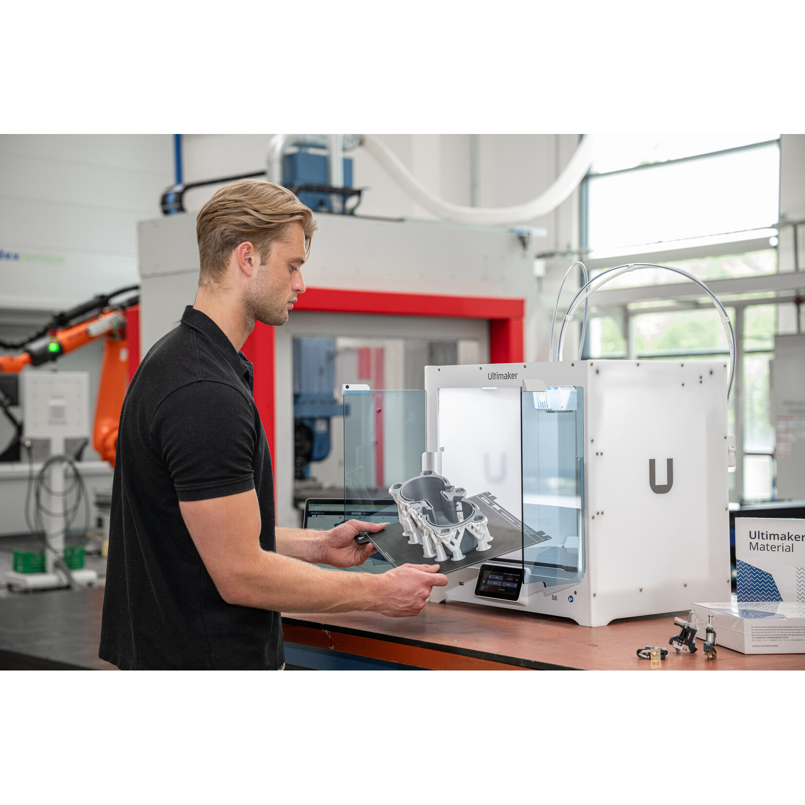 UltiMaker S6