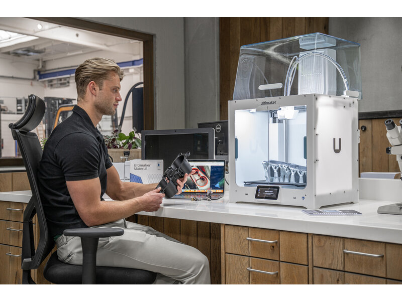 UltiMaker S6