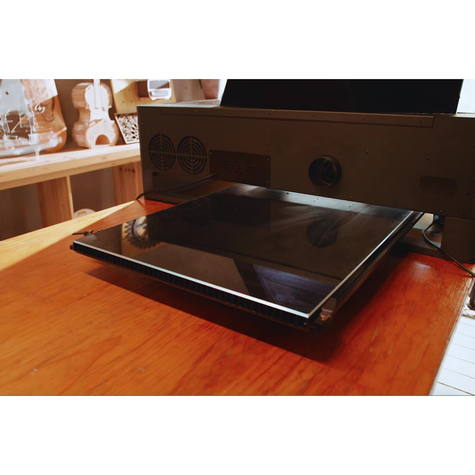 AtomStack R7 Pro Conveyor Feeder