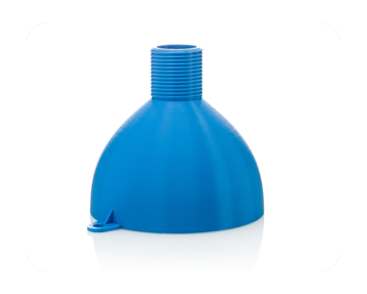 Un componente funcional en forma de embudo abovedado con cuello roscado, impreso en 3D con filamento CPE azul de gran resistencia.