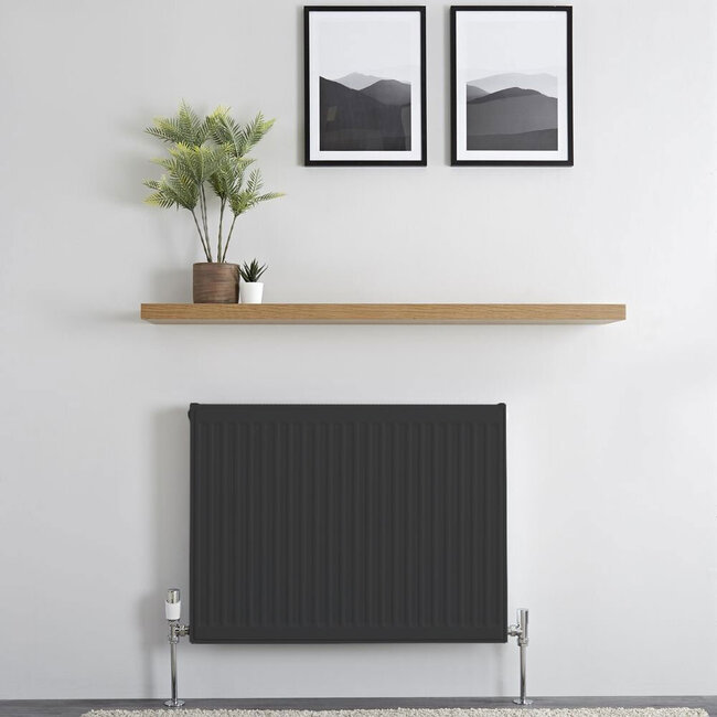 H90 x B60 T22 - Paneelradiator C4 geribbelde voorzijde Mat Zwart
