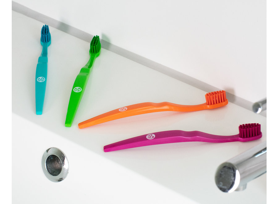 Ecological children's toothbrush - 4 colors