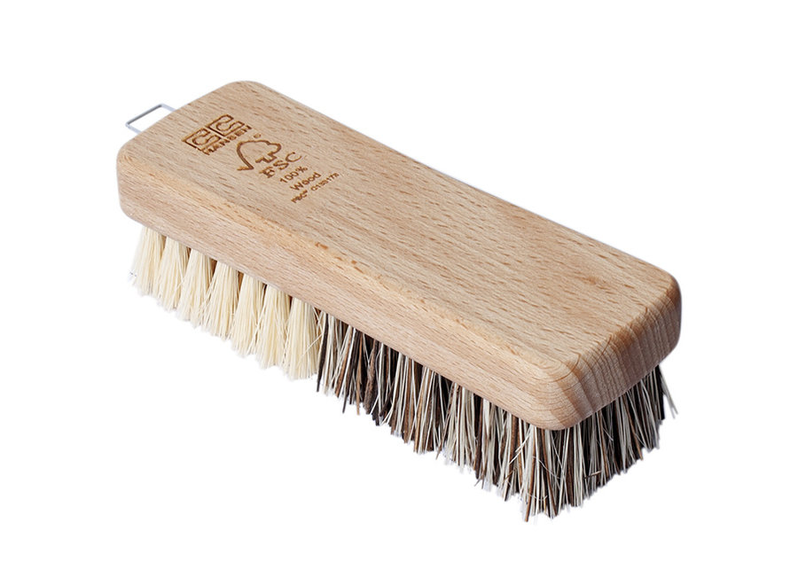 Hard and soft fibres vegetable brush