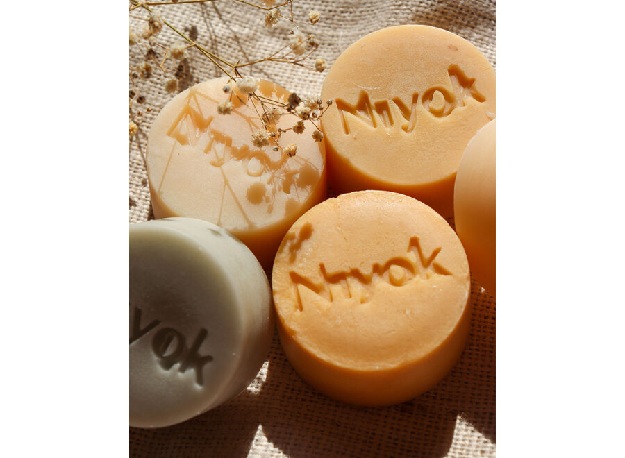 Peachy Keen Beauty Kit: Niyok Natural Deodorant, Shower Bar, Soft Blossom Moisturizer, and Sisal Bag