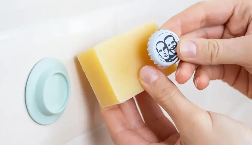Von Seifenhalter in der Dusche bis zum besten Schaum - so holen Sie das Beste aus Ihrem Shampoo Bar heraus!