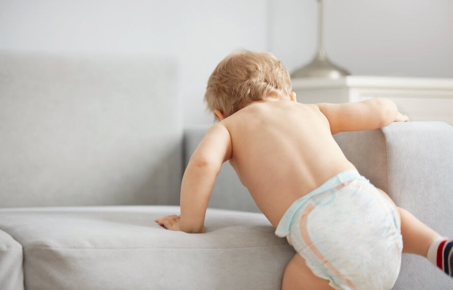 Fungal diaper rash? How to identify it with red bottoms and open sores