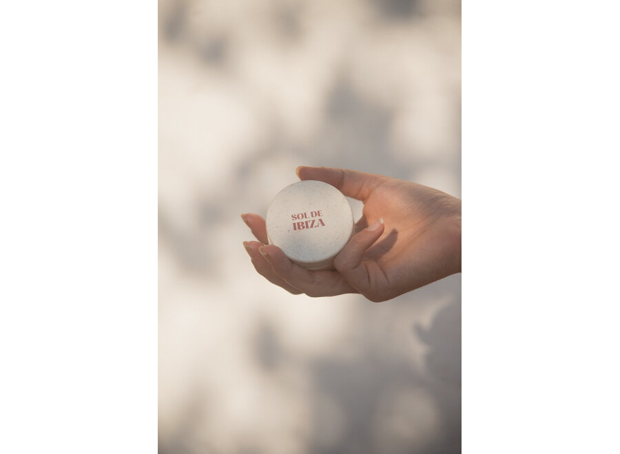 Naked BB Screen SPF50 – Soin teinté minéral nude pour le visage avec SPF50, 100 % naturel et vegan