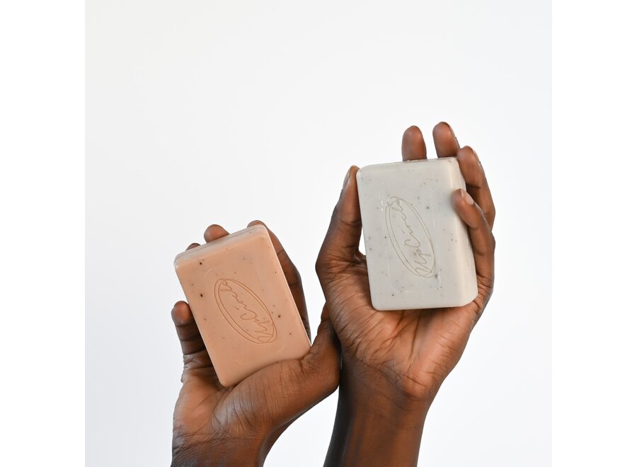 UpCircle - Seifenbar - Upcycled Chai-Gewürze - 100 gr - Bio und vegan - Für samtweiche Haut