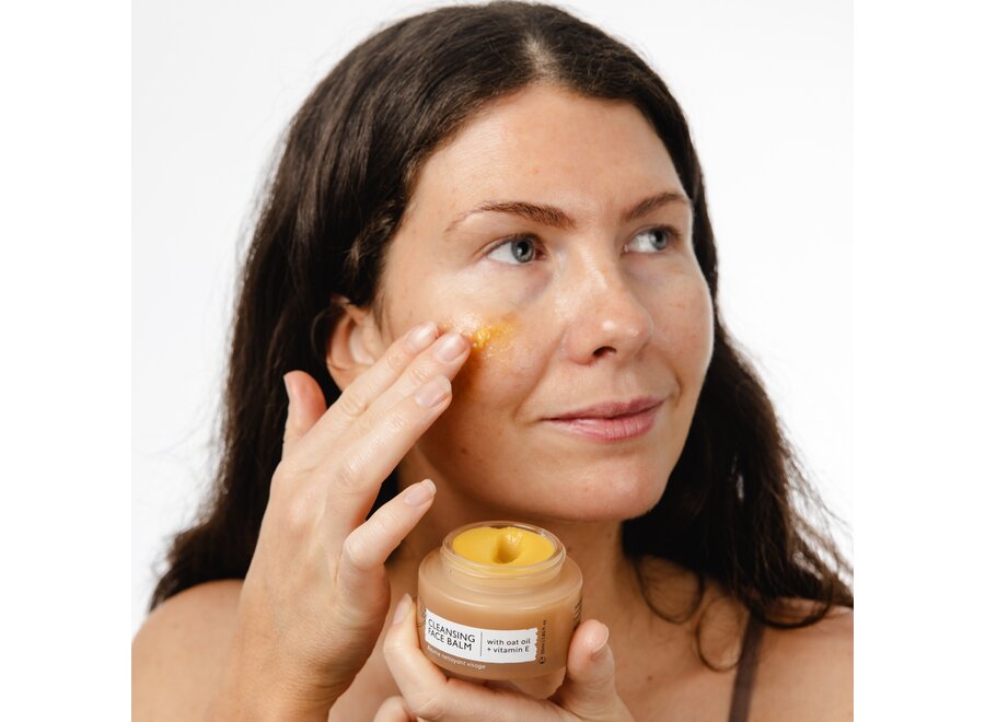 Balm Cleanser - Poudre d'Abricot Upcyclée - Huile d'Avoine & Vitamine E - 55 ML