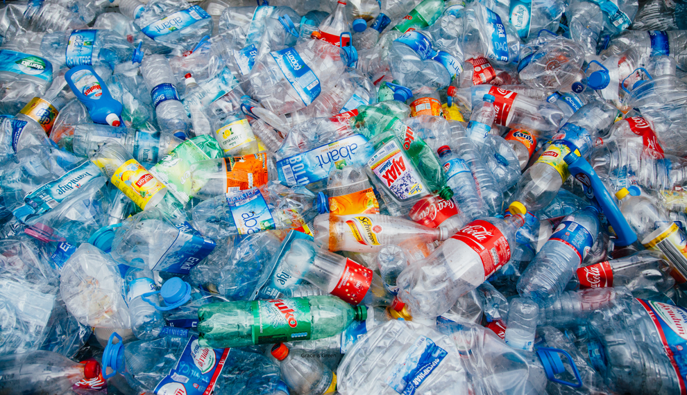 De reis van je shampoofles: van container tot recycling