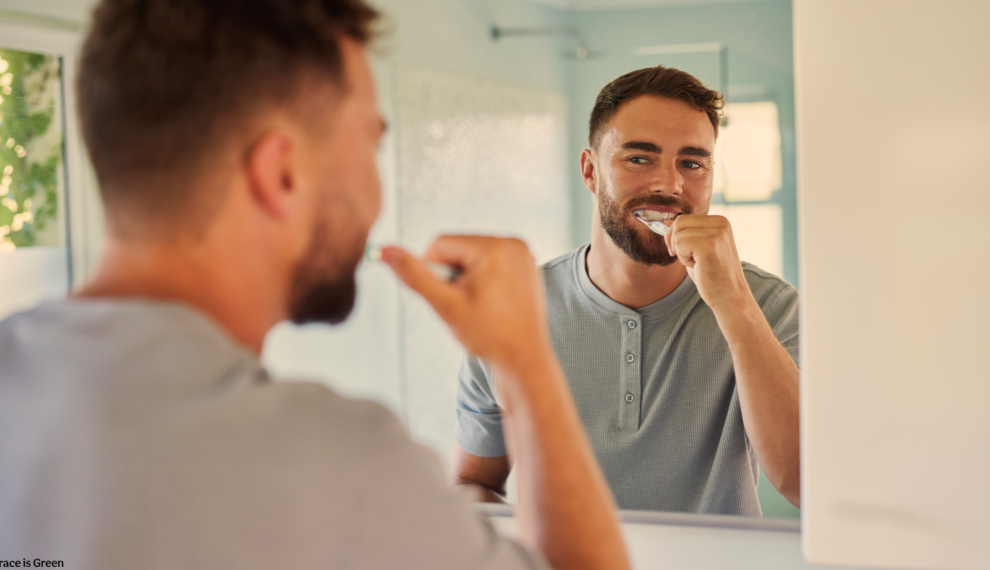 Fluoride, hydroxyapatite or maybe both: what fits you best?