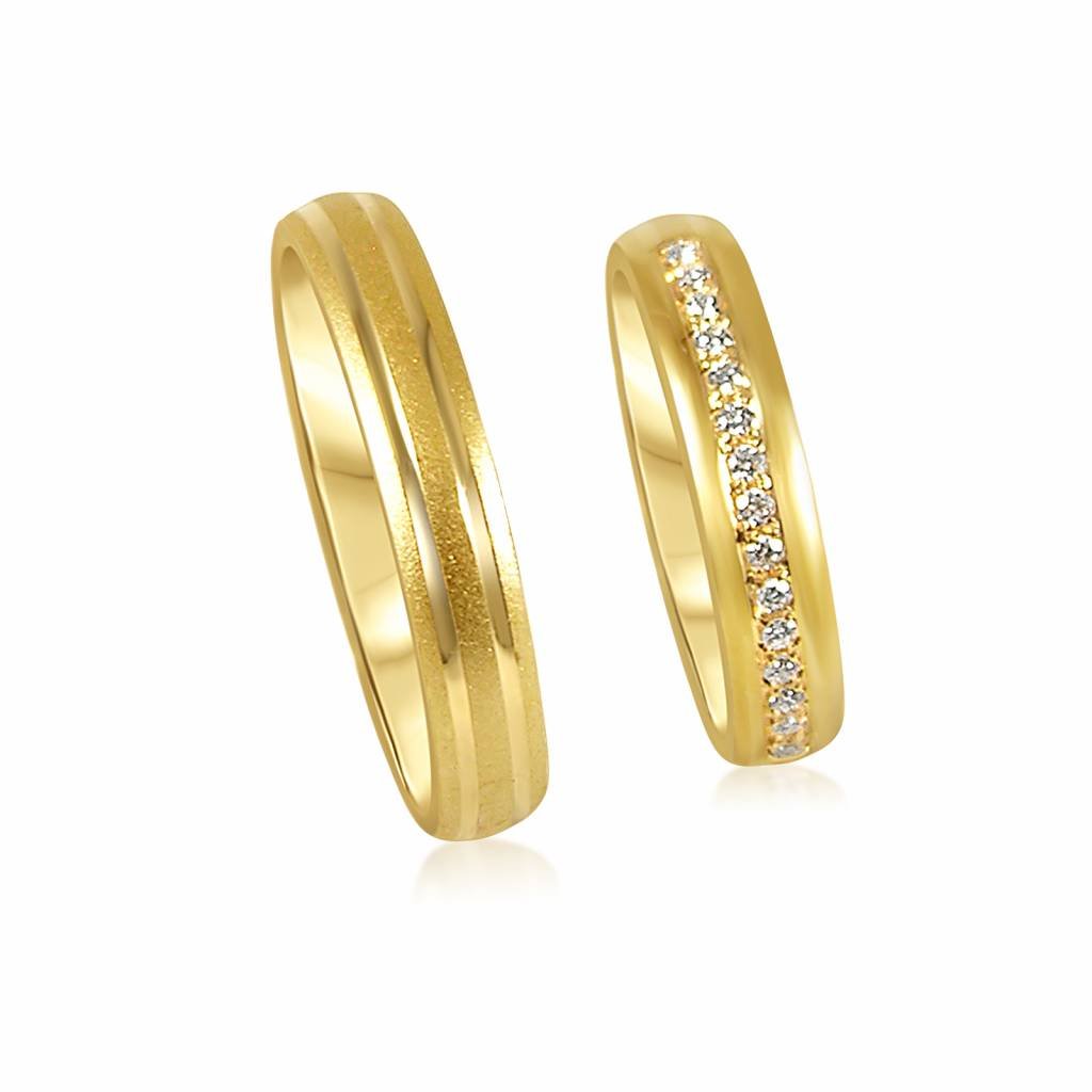 18kt  yellow gold wedding rings with matt and shiny finish with 0.13 ct diamonds