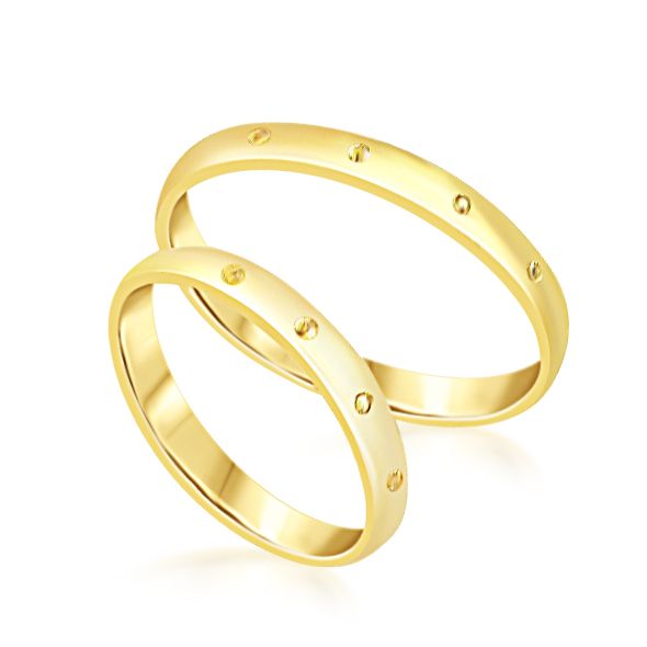 18 karat yellow gold wedding rings with matt and shiny finish