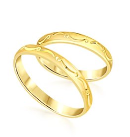 18 karat yellow gold wedding rings with matt and shiny finish