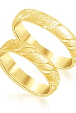 18 karat yellow gold wedding rings with matt and shiny finish