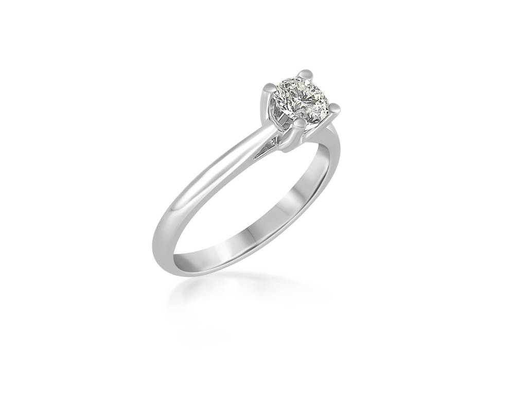 18k white gold engagement ring with 0.51 ct diamond