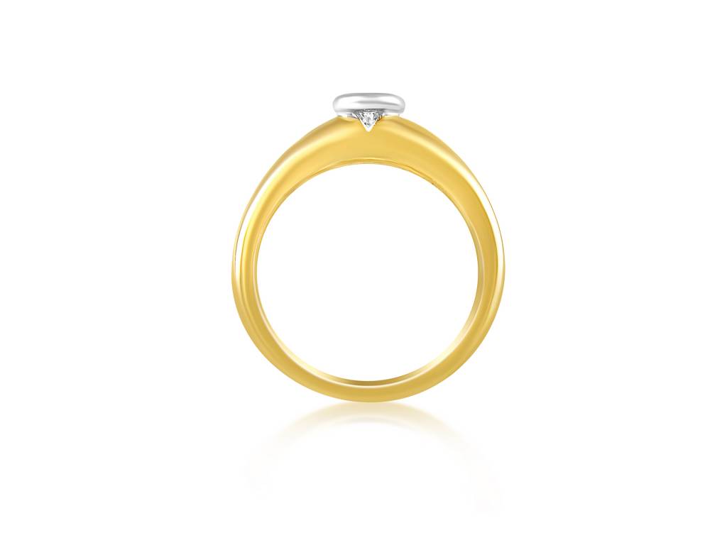 18 karat yellow gold engagement ring with 0.25 ct diamond