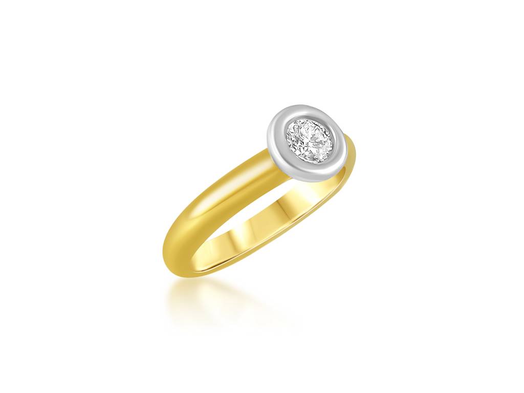 18 karat yellow gold engagement ring with 0.32 ct diamond