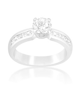 18 karat white gold engagement ring with zirconia