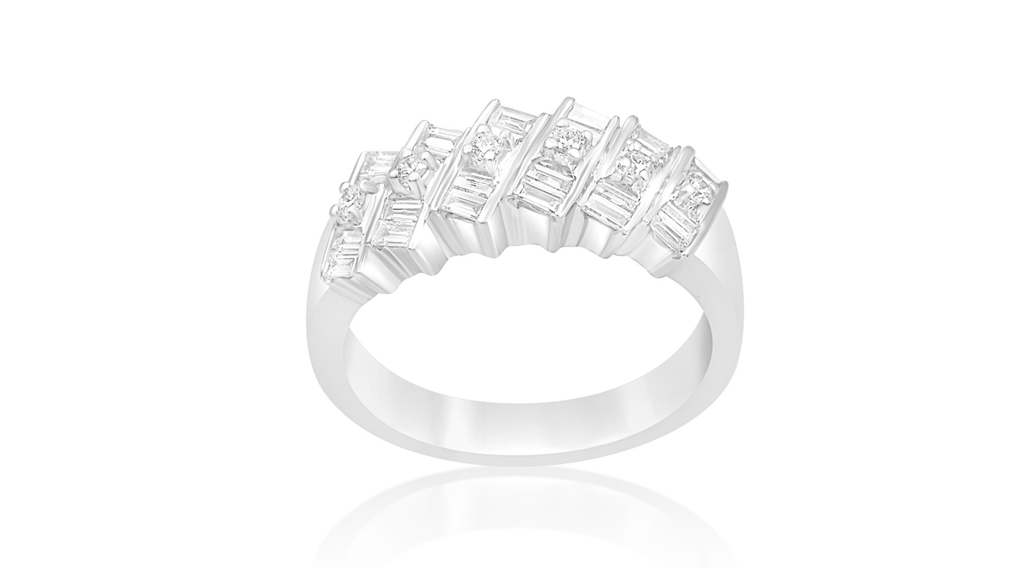 18kt wit goud ring met 0.65 CT diamanten