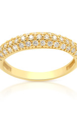 18 karat yellow gold ring with zirconia