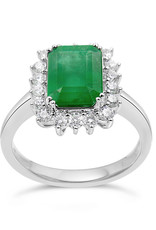 18 karat white gold ring with 0.42 ct diamonds  & 4.80 ct emerald