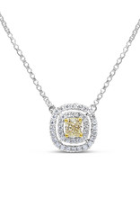 18 karat white gold chain with 0.67 ct diamonds pendant
