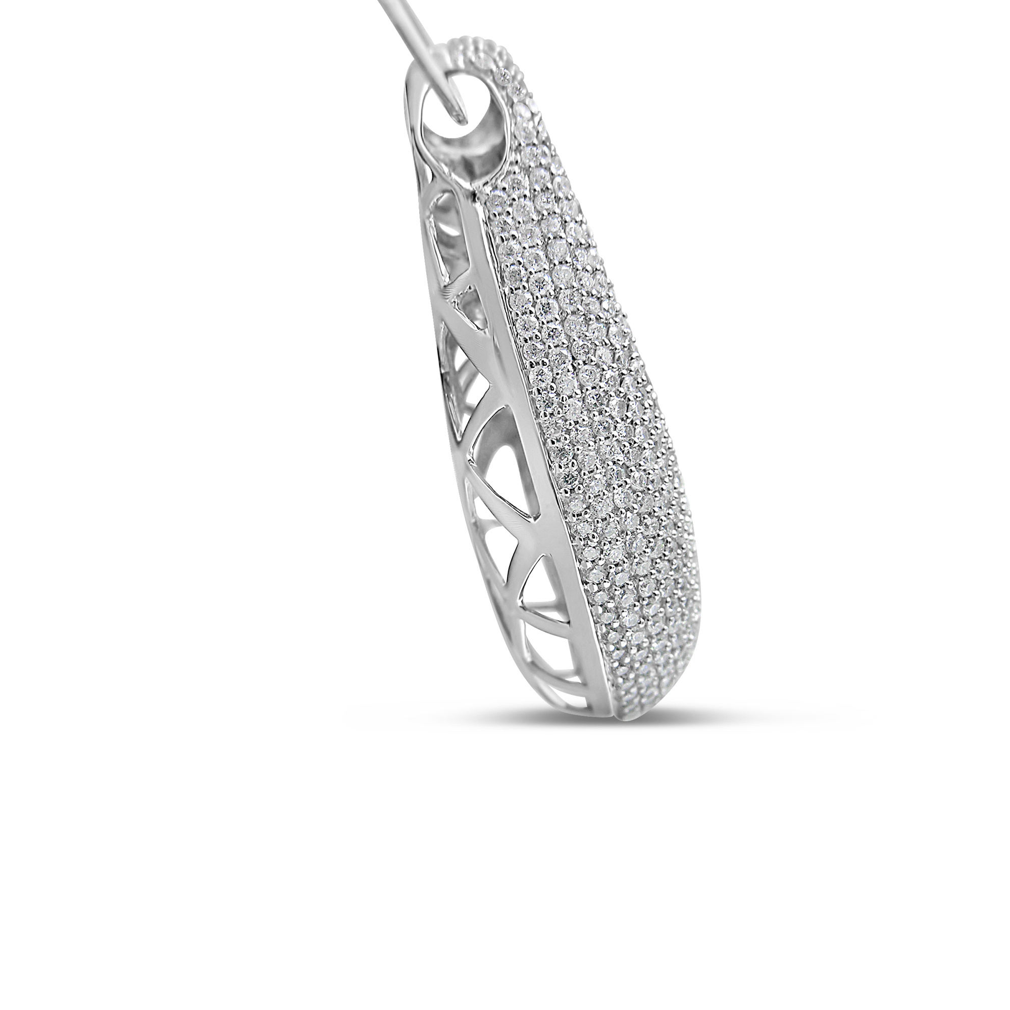 18kt white gold pendant with 2.99 ct diamonds