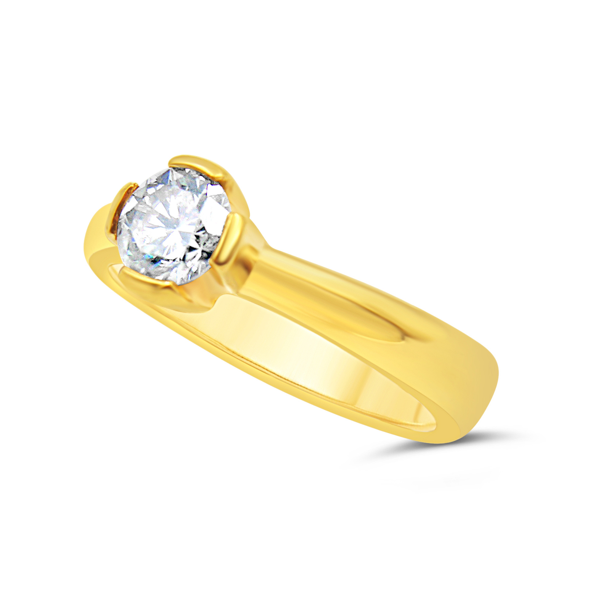 18kt yellow gold engagement ring with 0.74 ct diamond