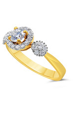 18kt yellow gold engagement ring with 0.73 ct diamonds