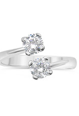 18kt white gold engagement ring with zirconia