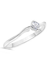 18kt white gold engagement ring with zirconia