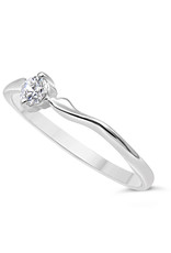 18kt white gold engagement ring with zirconia