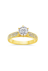 18kt yellow gold engagement ring with zirconia