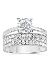 18k white gold engagement ring with zirconia