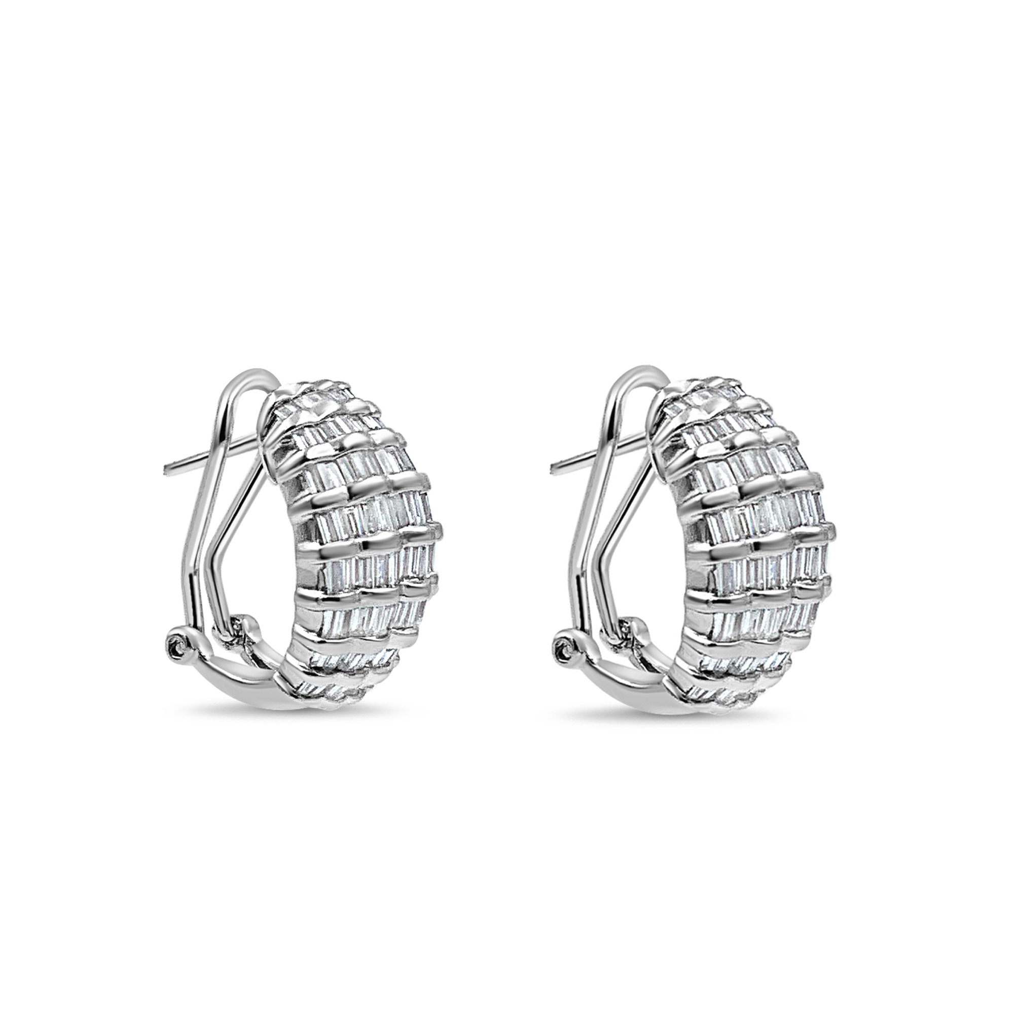 18k white gold earrings with 2,56ct diamonds